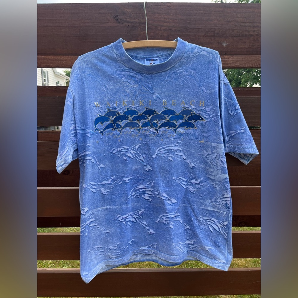 Y2K Hawaii Waikiki Beach Dolphin T-Shirt
